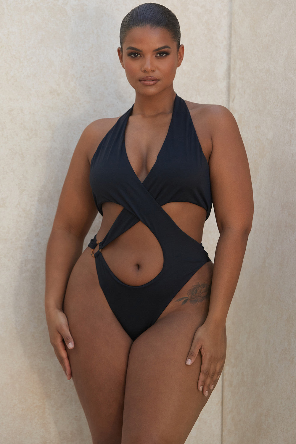 Dames Badpak - Diepe V-Hals - Halternek - Cut-Out Design - Hoge Beenuitsnijding