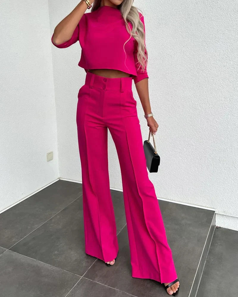 Hooggetailleerde Broek met Elegante Blouse