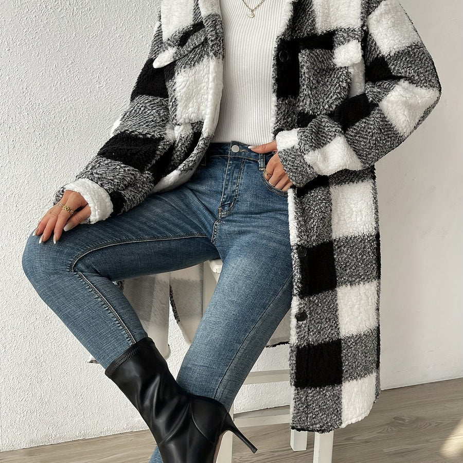 Women's Teddy Coat – Oversized Fit – Checked Pattern – Mid-Length – Flap Pockets