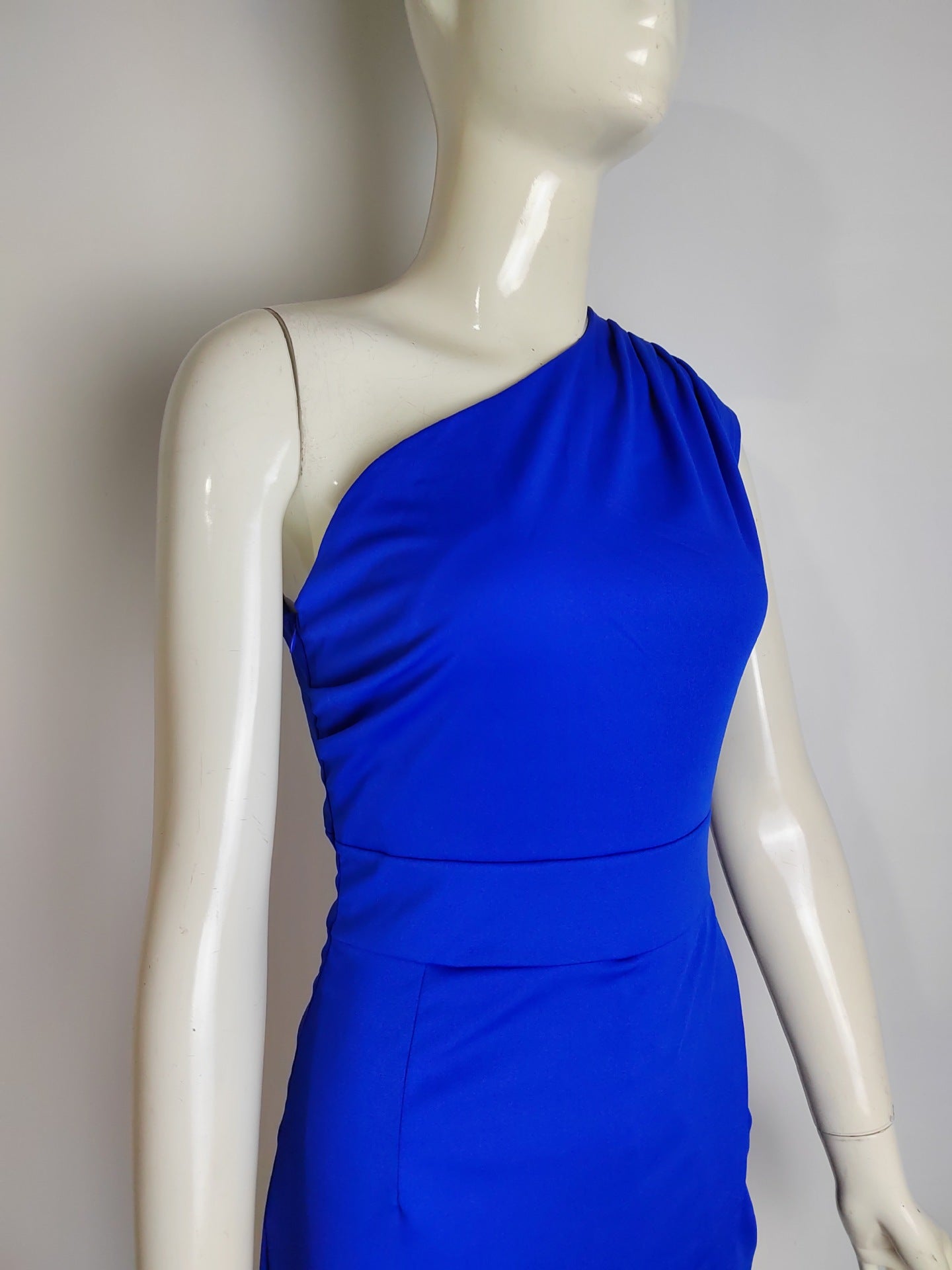 Elegante One-Shoulder Avondjurk met Split