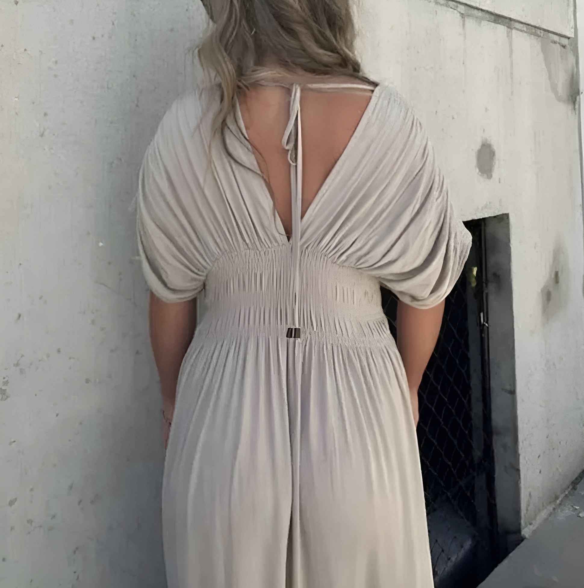 TARA |  V-neck Maxi dress