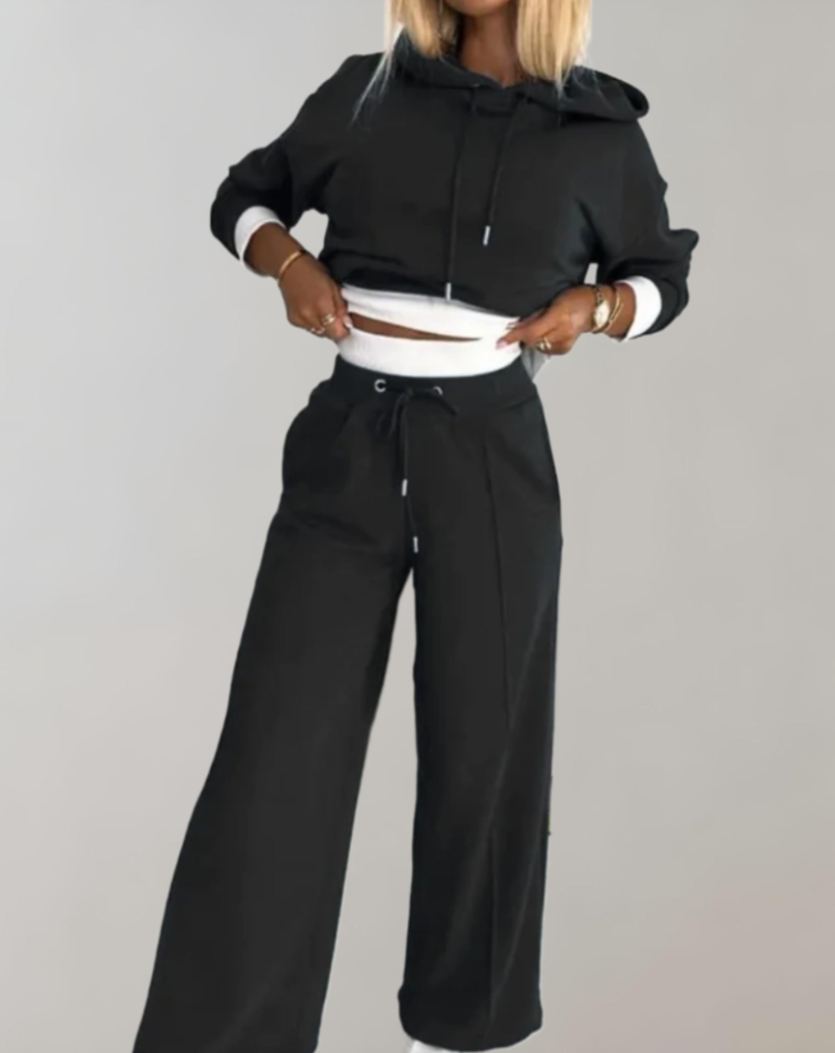 Ivah - Moderne hoodie en broek set