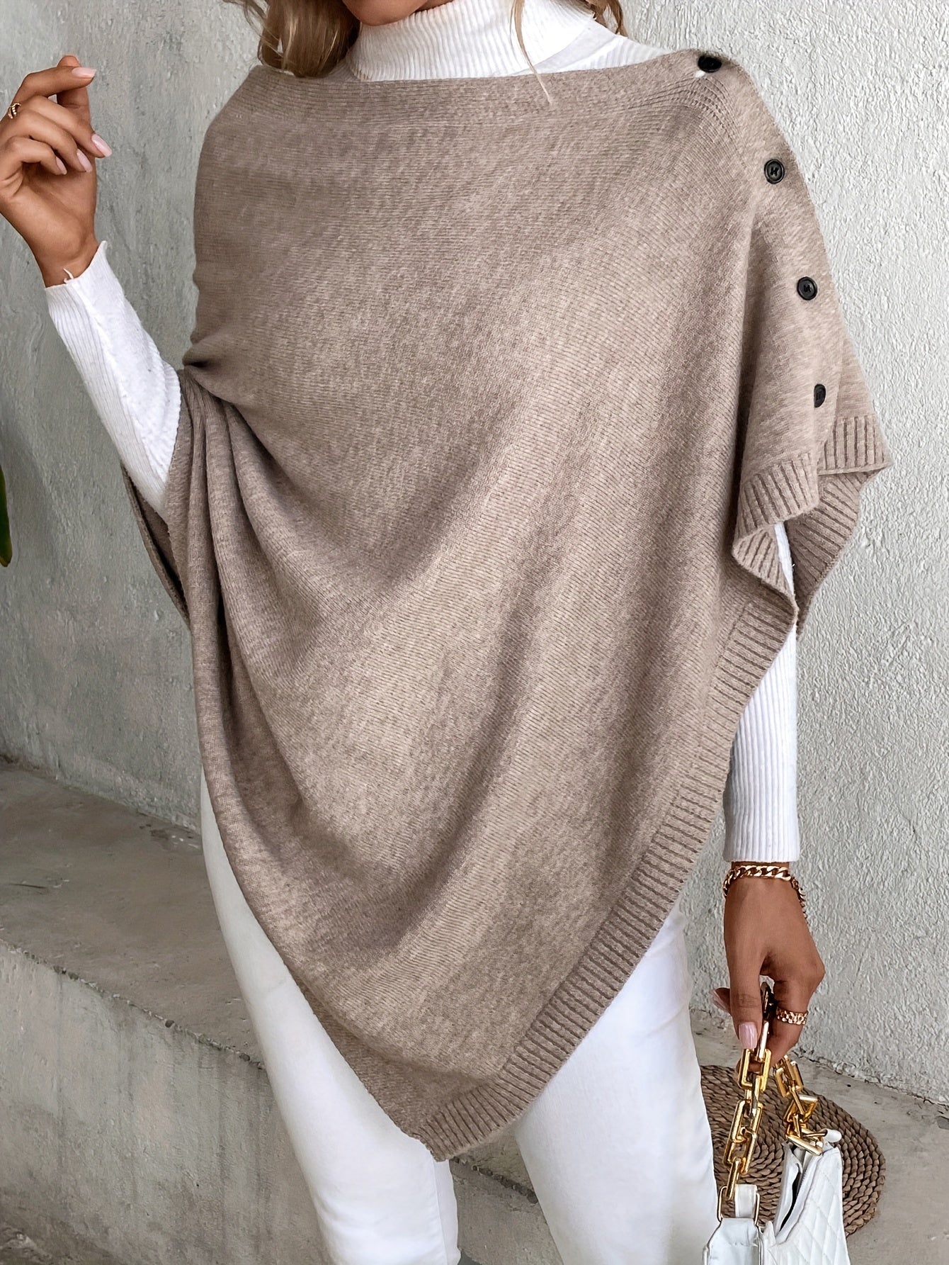 Luxe Sjaal Poncho | Elegante Knoopsluiting