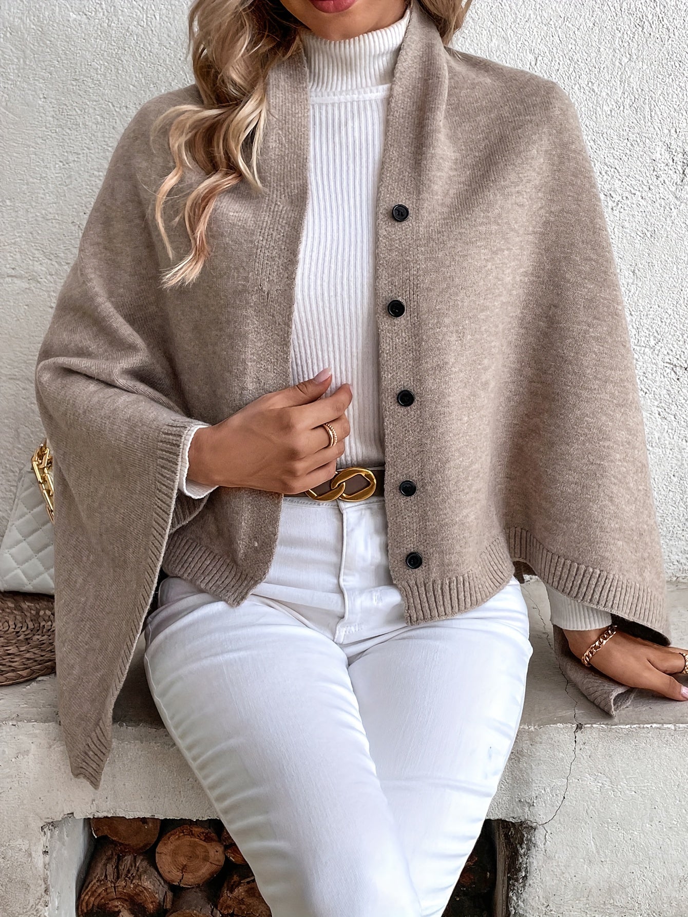 Luxe Sjaal Poncho | Elegante Knoopsluiting