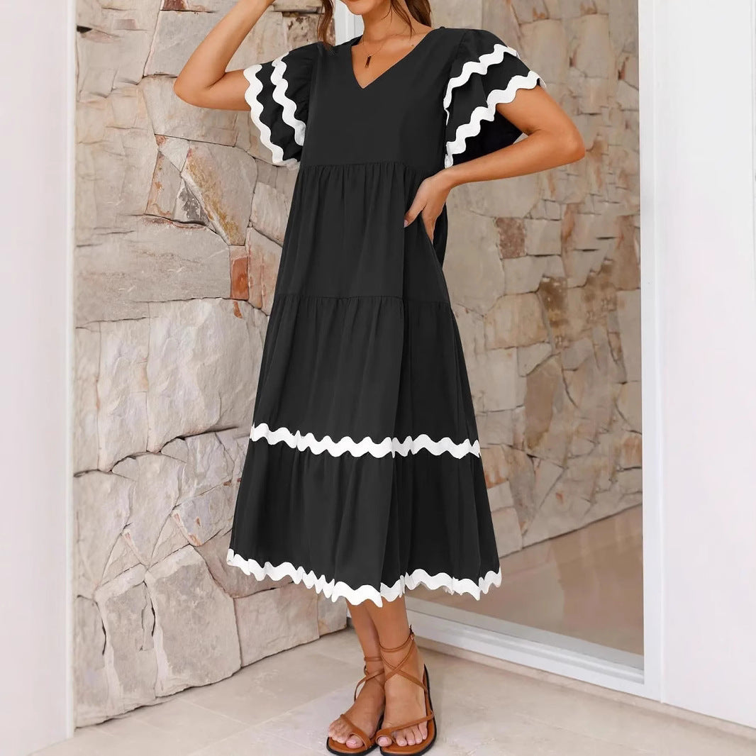 Women's Midi Dress – V-Neck – Loose-Fitting Style – Tiered Skirt – Airy Fabric