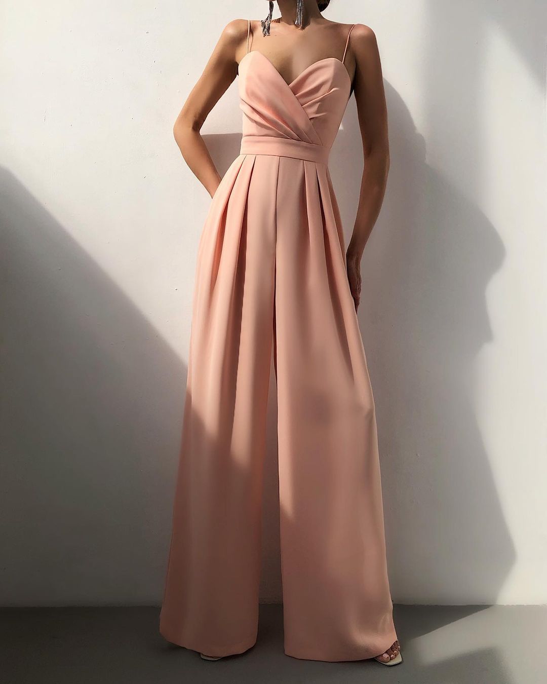 Dames Jumpsuit - V-Hals Wrap Design - Spaghettibandjes - Wijde Pijpen - Elegante Pasvorm