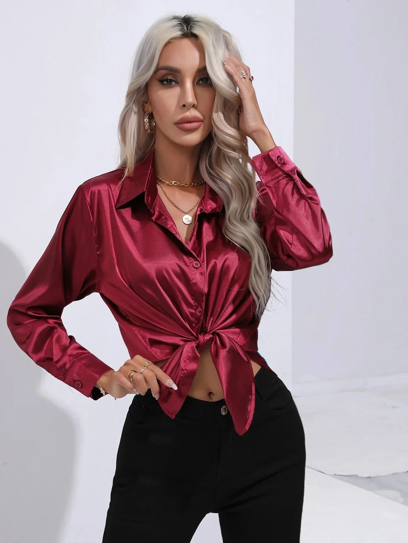 Dames Blouse - Satijn - Relaxte Pasvorm - Lange Mouwen - Klassieke Knoopsluiting
