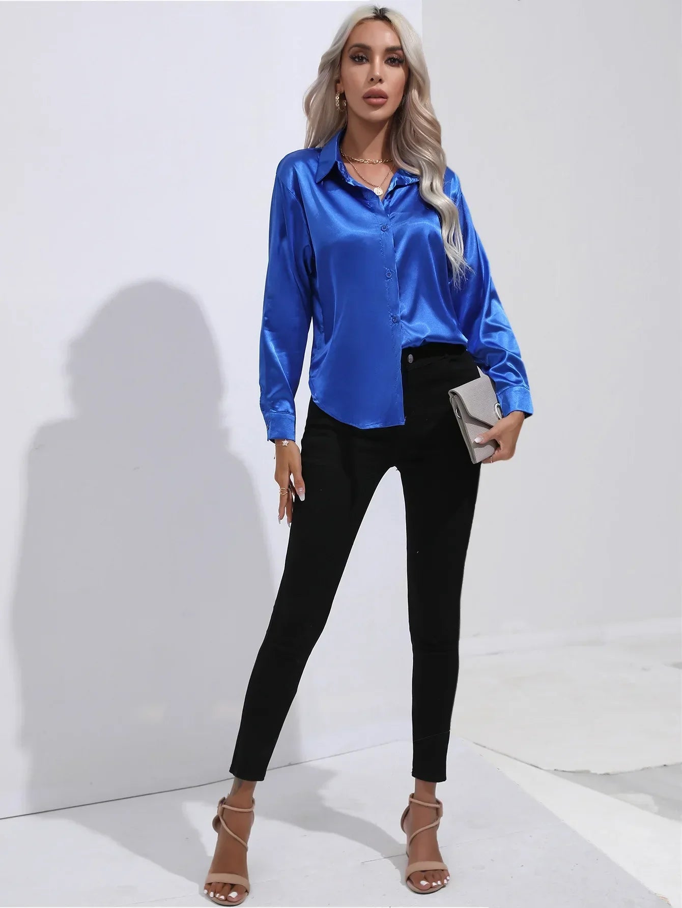 Dames Blouse - Satijn - Relaxte Pasvorm - Lange Mouwen - Klassieke Knoopsluiting