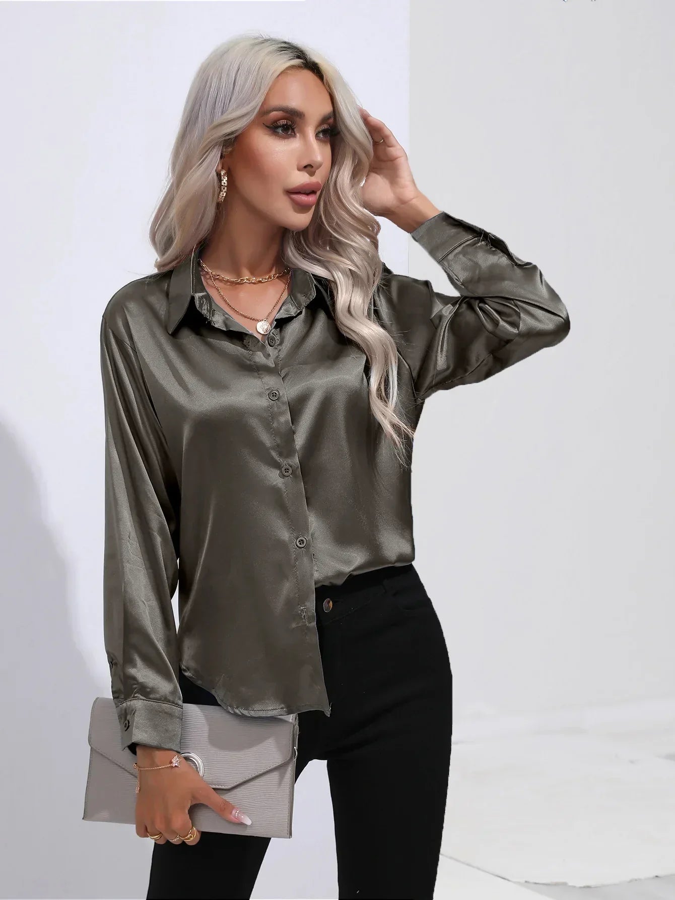 Dames Blouse - Satijn - Relaxte Pasvorm - Lange Mouwen - Klassieke Knoopsluiting