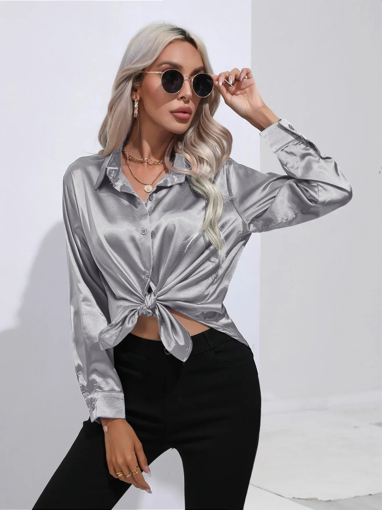 Dames Blouse - Satijn - Relaxte Pasvorm - Lange Mouwen - Klassieke Knoopsluiting