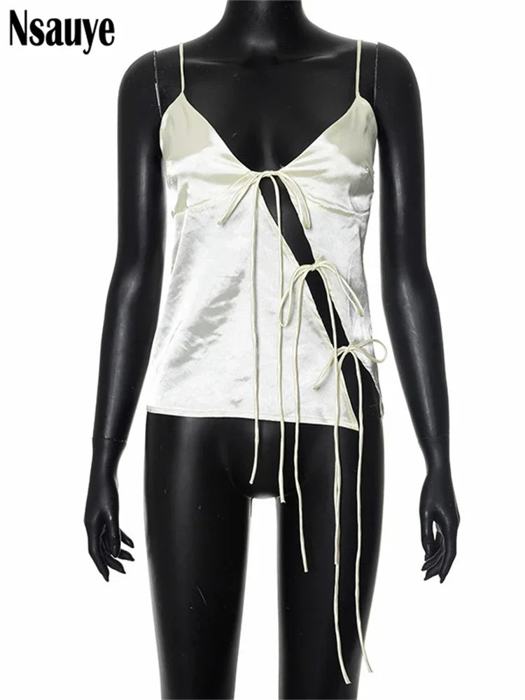 Dames Camisole Top – Satijnlook – Diepe V-Hals – Spaghettibandjes – Voorzijde Met Strik