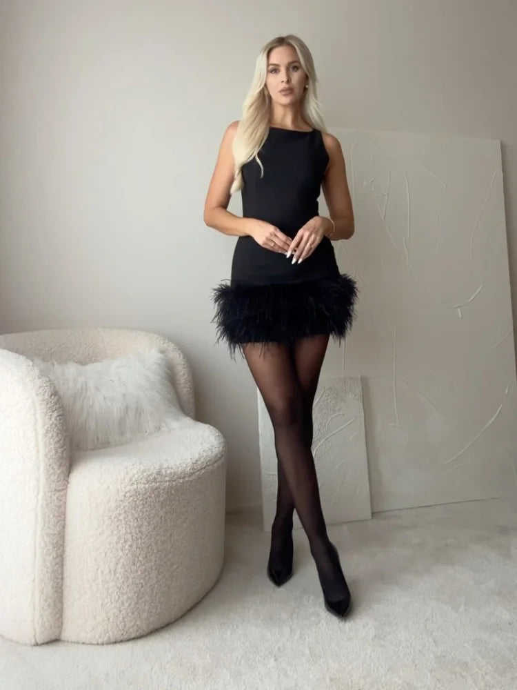 Feather | Mini jurk met veerafwerking