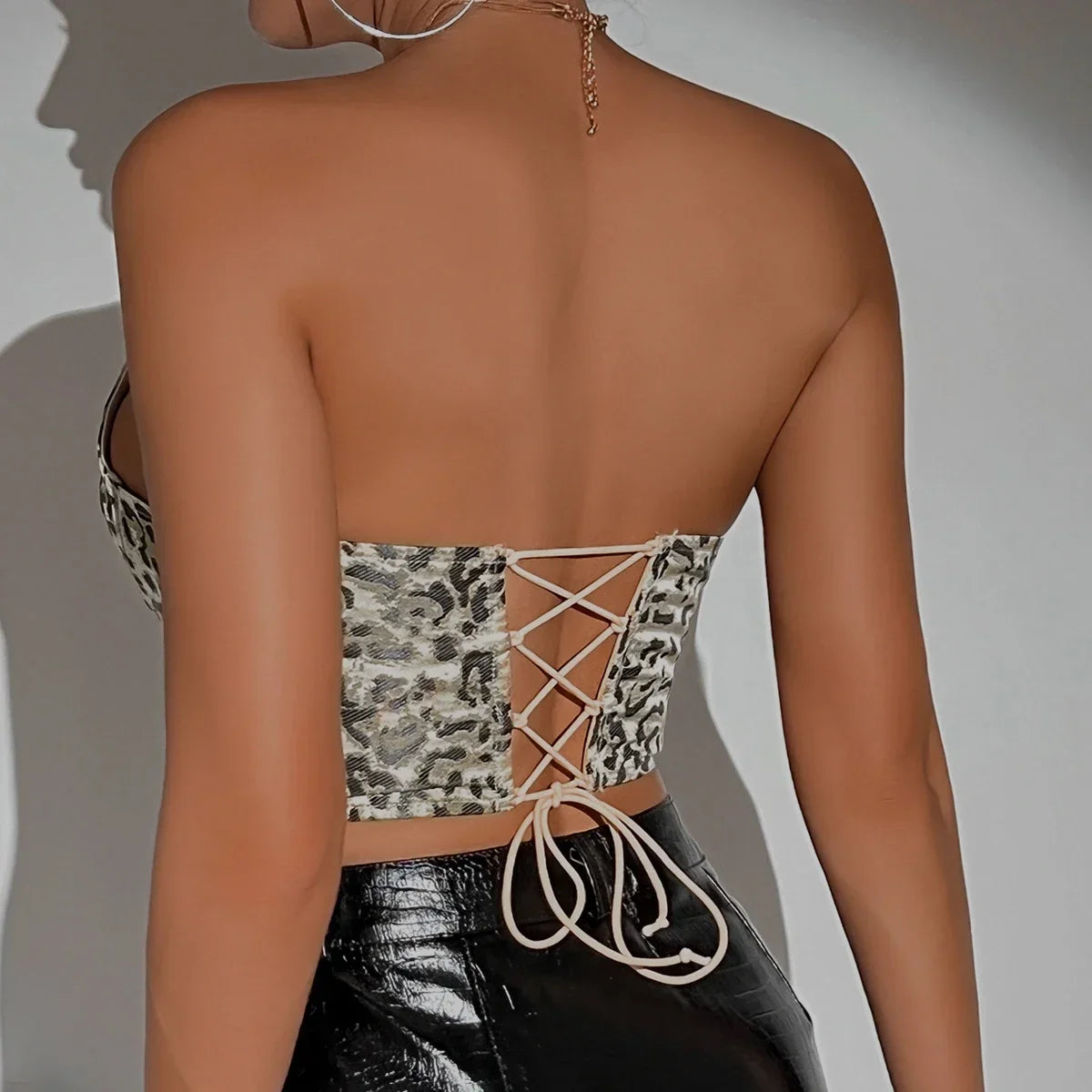 Modieuze luipaardprint corset top