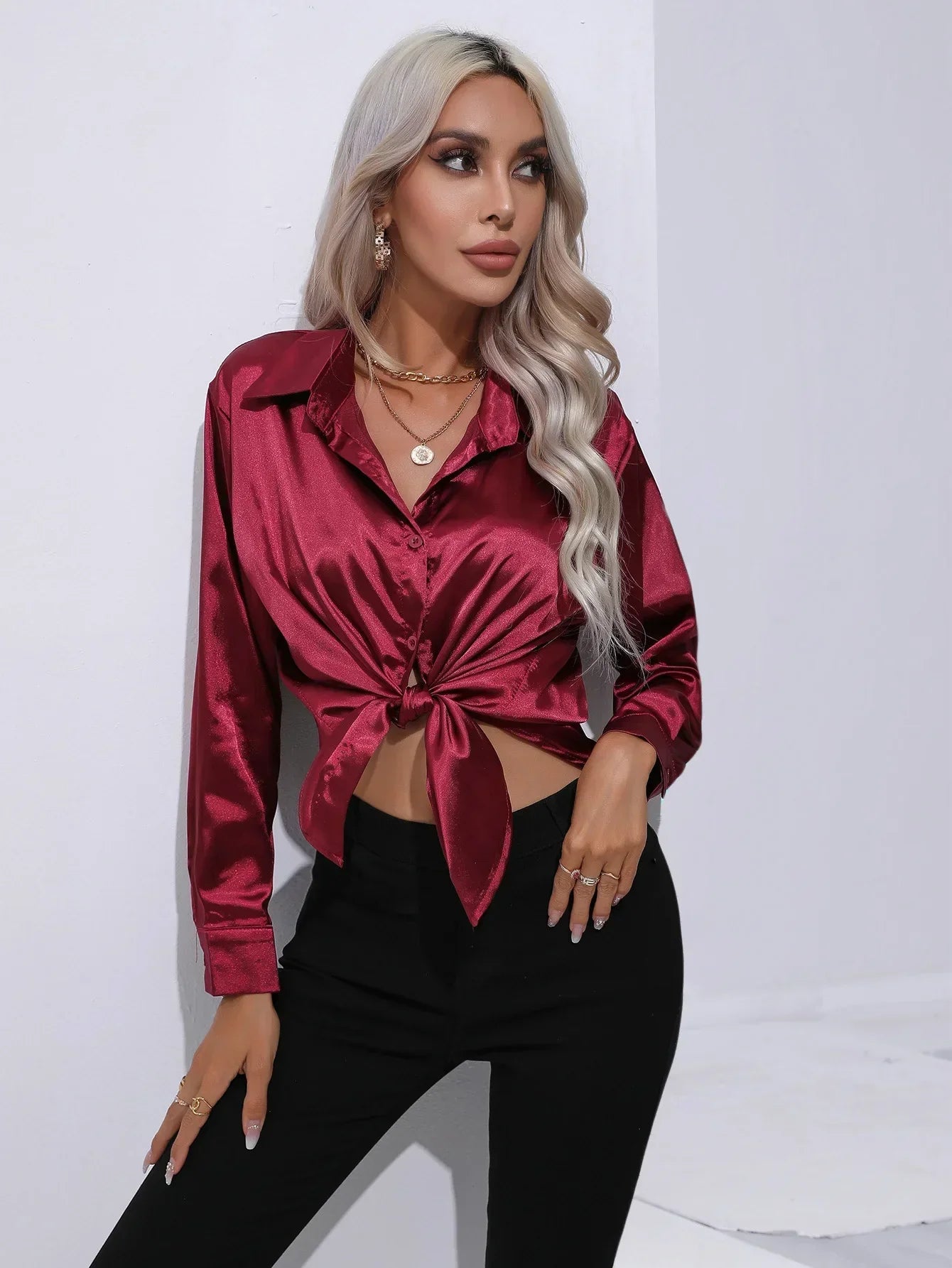 Dames Blouse - Satijn - Relaxte Pasvorm - Lange Mouwen - Klassieke Knoopsluiting