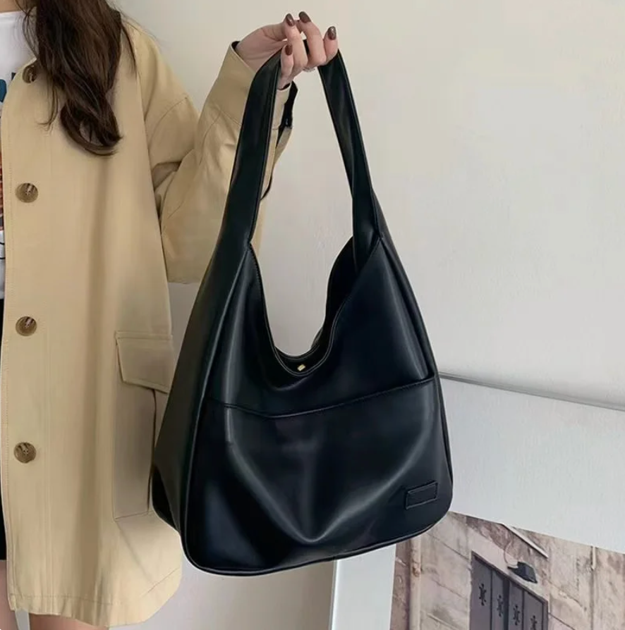Dames Schoudertas - Imitatieleer - Ruim Model - Minimalistisch Design - Comfortabele Draagriem