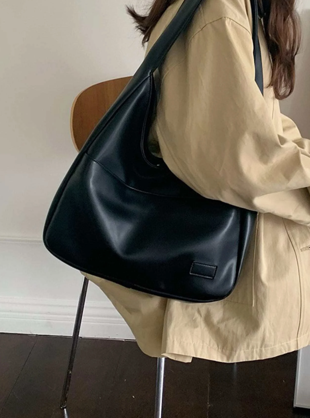 Dames Schoudertas - Imitatieleer - Ruim Model - Minimalistisch Design - Comfortabele Draagriem