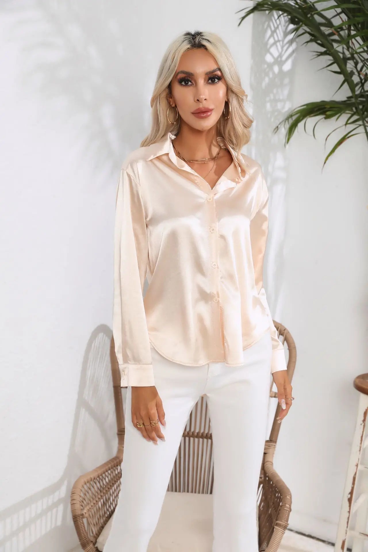 Dames Blouse - Satijn - Relaxte Pasvorm - Lange Mouwen - Klassieke Knoopsluiting