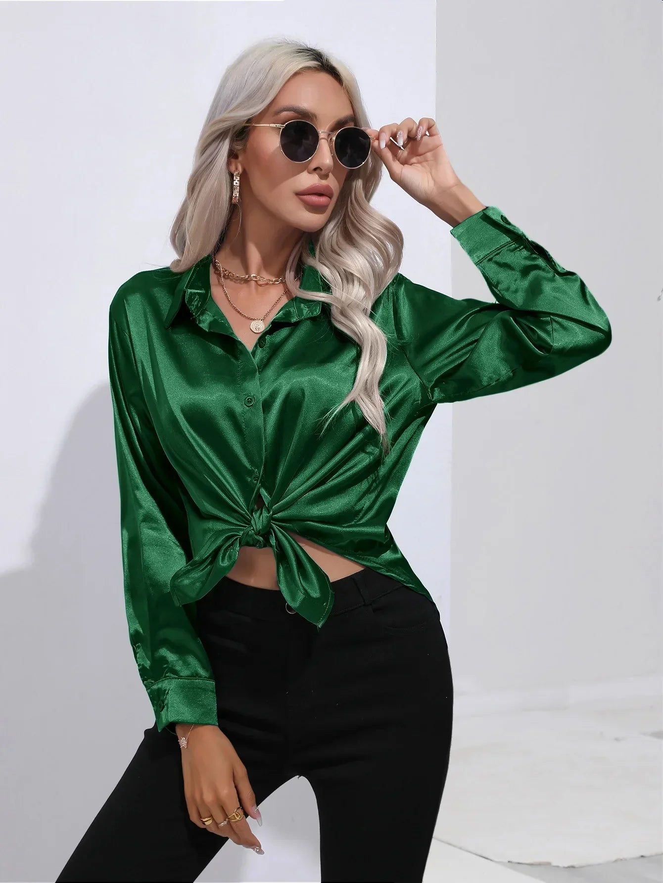 Dames Blouse - Satijn - Relaxte Pasvorm - Lange Mouwen - Klassieke Knoopsluiting