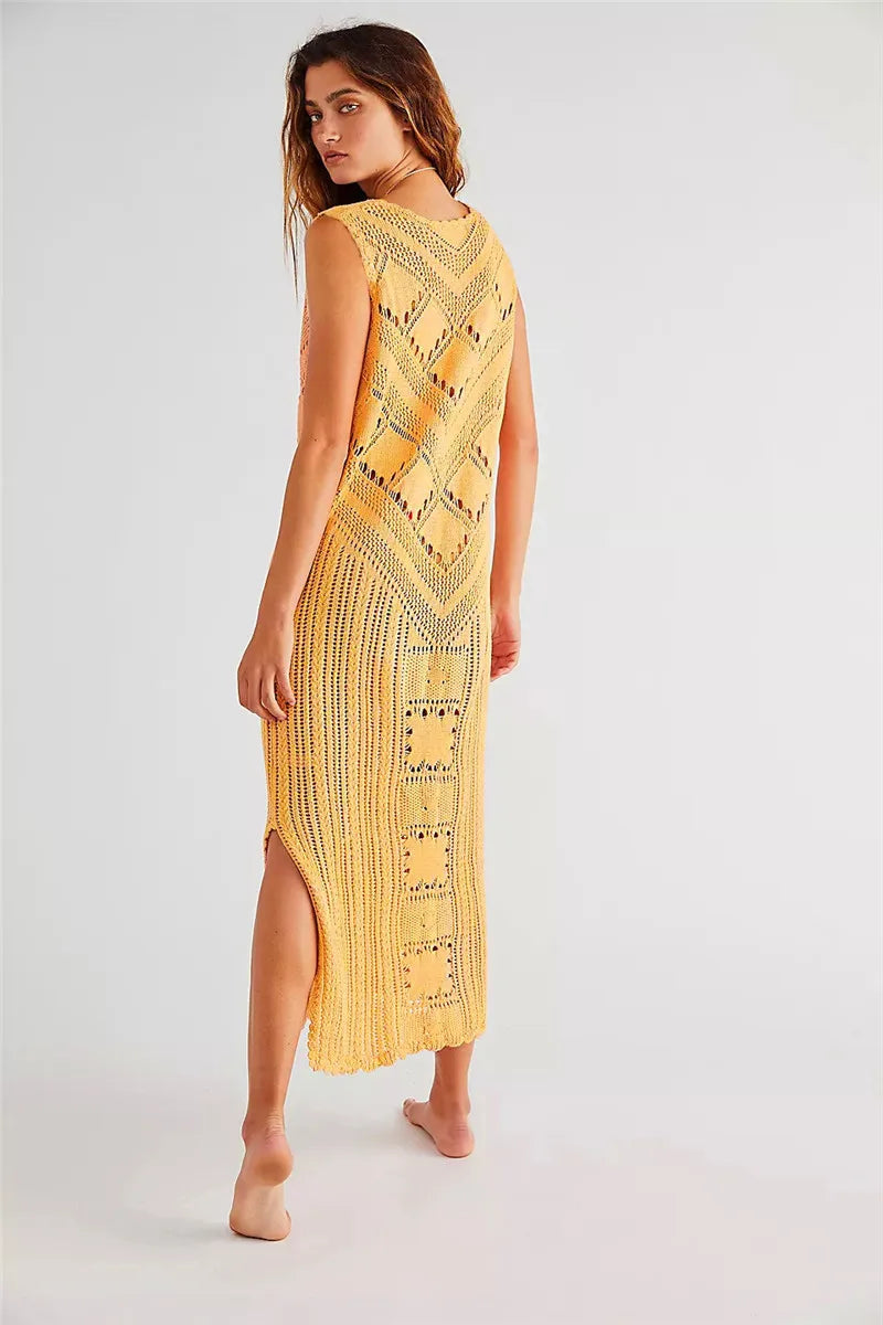 Women's Dress – Relaxed Fit – V-Neck – Geometric Knit – Side Slit – Breathable