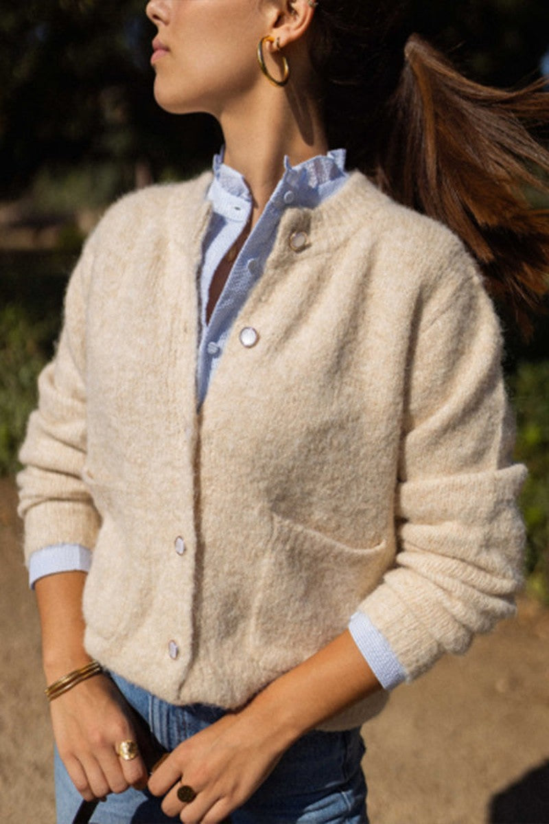 Jolie - comfortabel vest met ronde hals