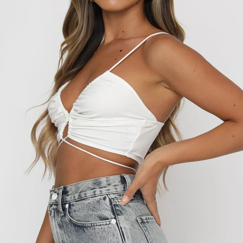 Dames Crop Top – Diepe V-Hals – Cut-Out Design – Verstelbare Bandjes – Strikdetail
