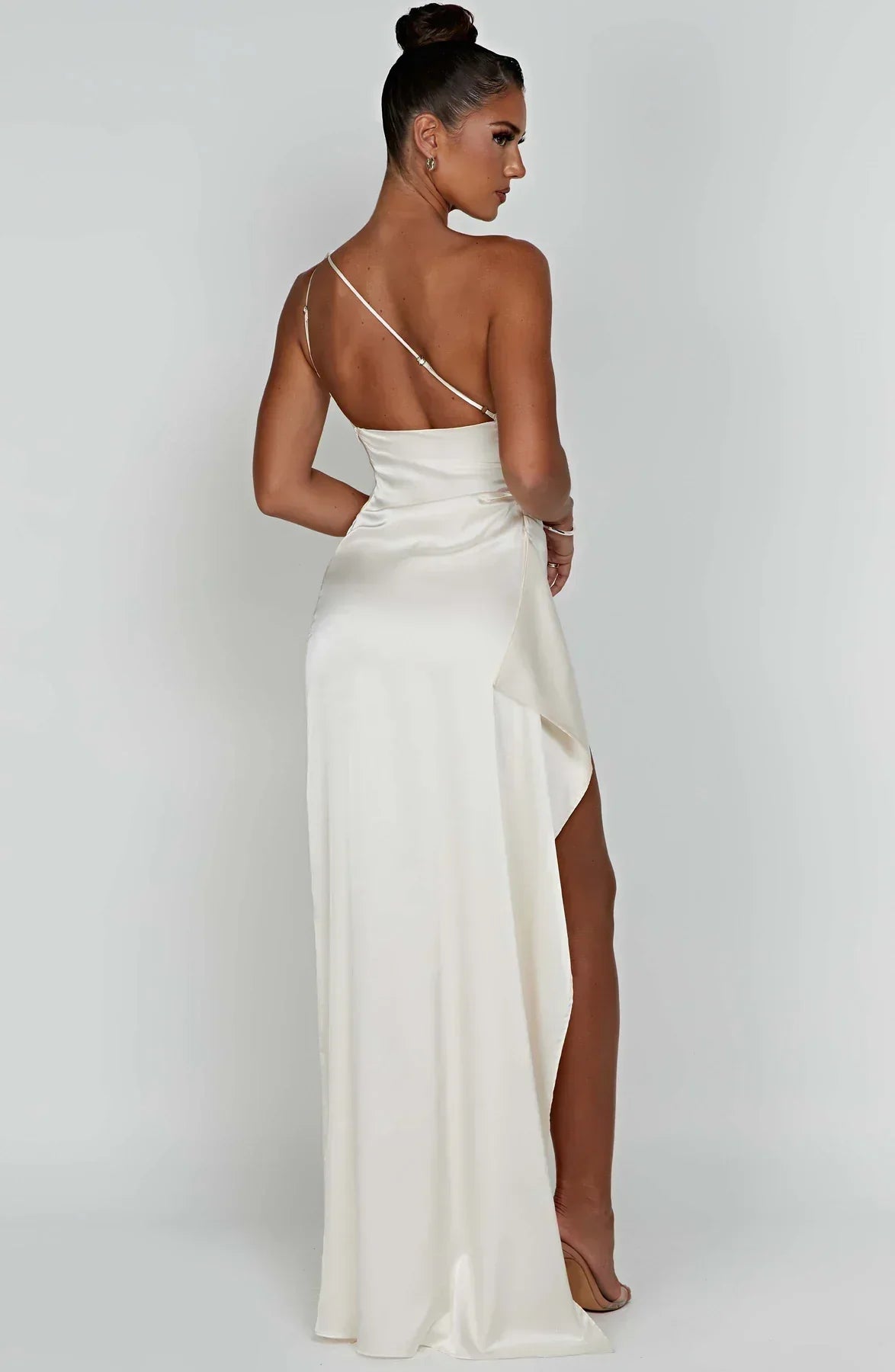 Luxe Satijnen One-Shoulder Splitjurk