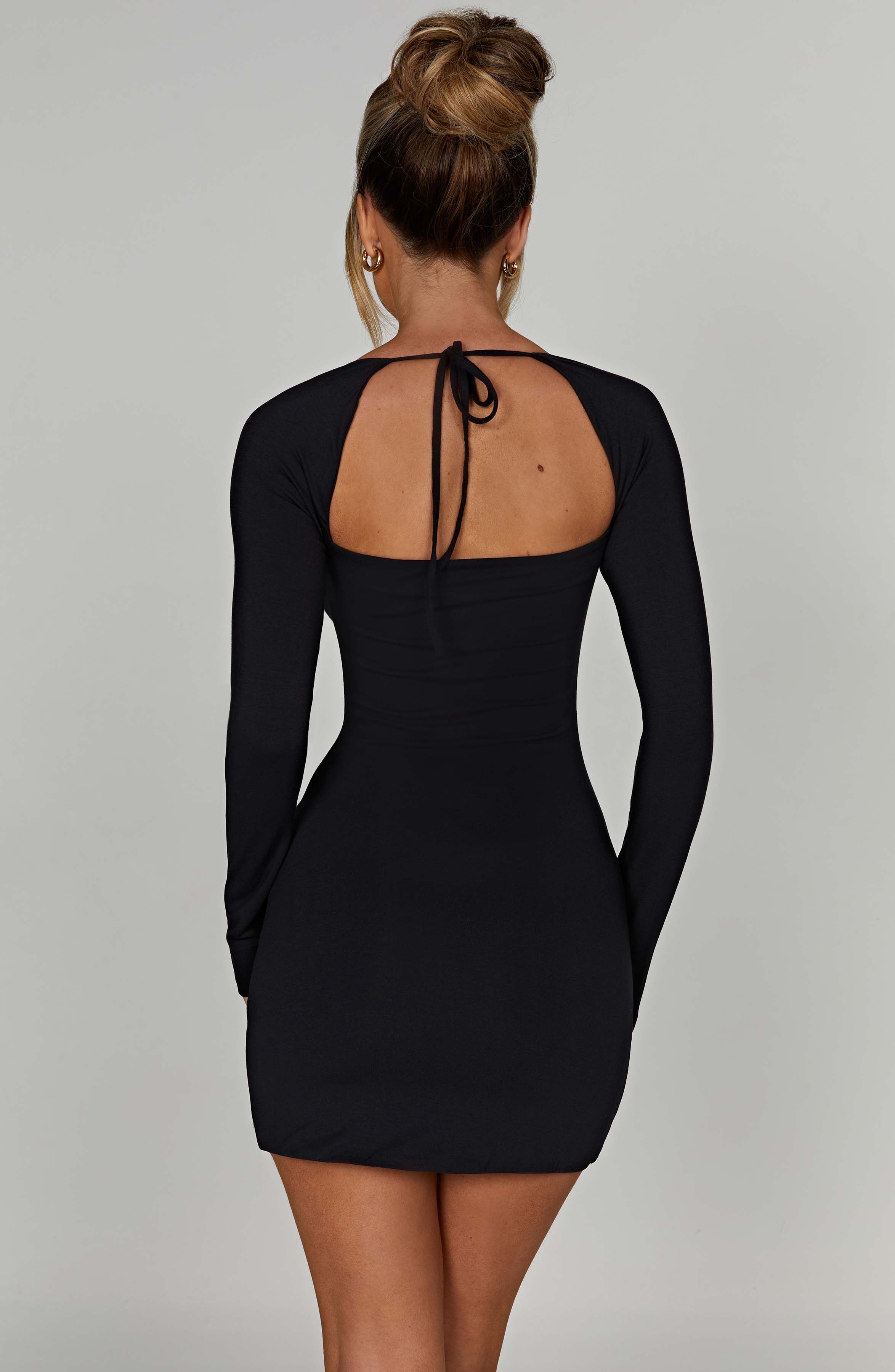 Dames Bodycon Mini-jurk - Lange Mouwen - Vierkante Hals - Slim Fit - Elegante Snit