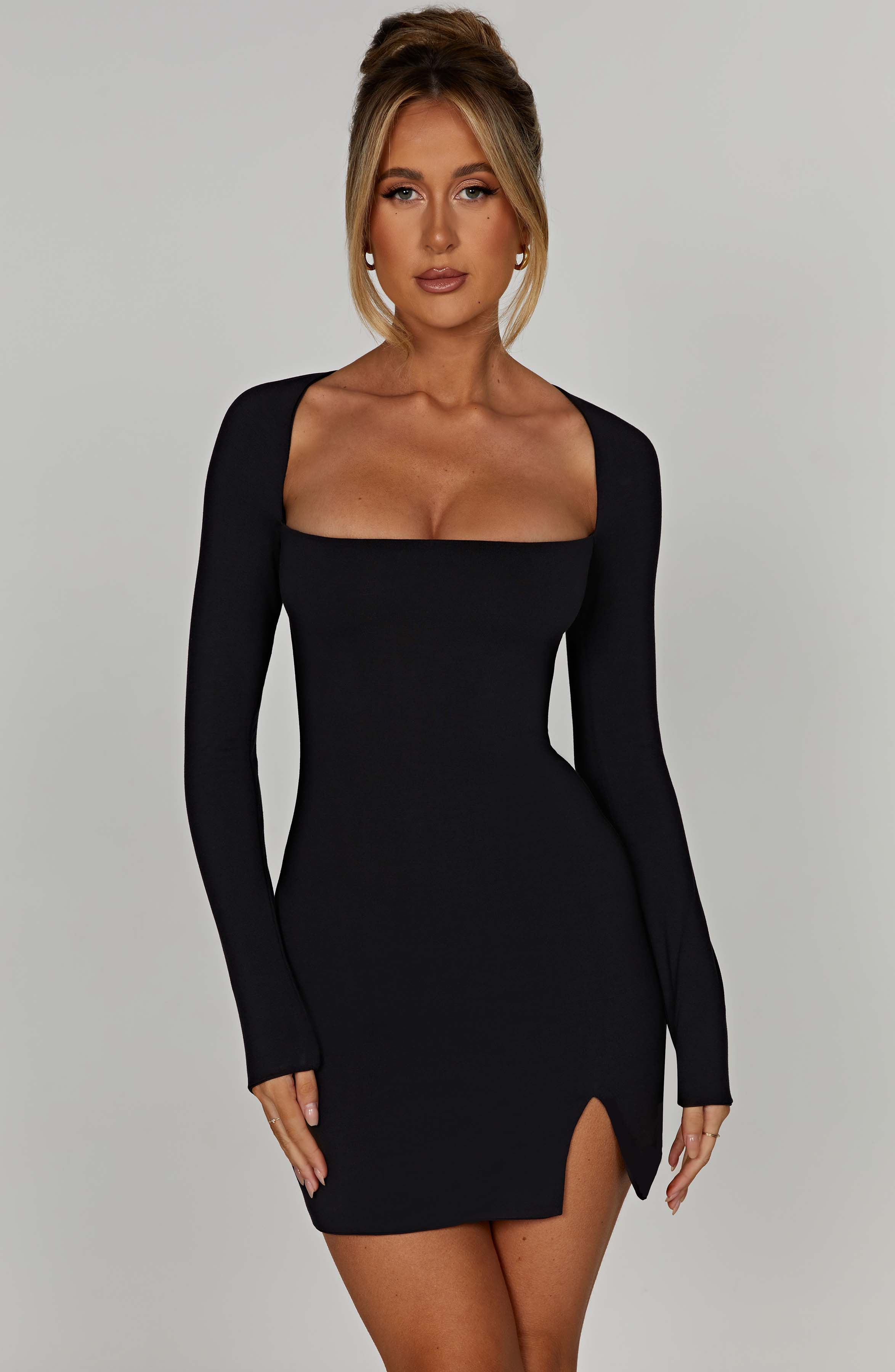 Dames Bodycon Mini-jurk - Lange Mouwen - Vierkante Hals - Slim Fit - Elegante Snit