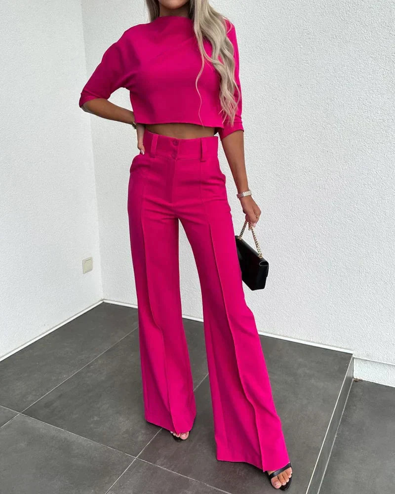 Hooggetailleerde Broek met Elegante Blouse