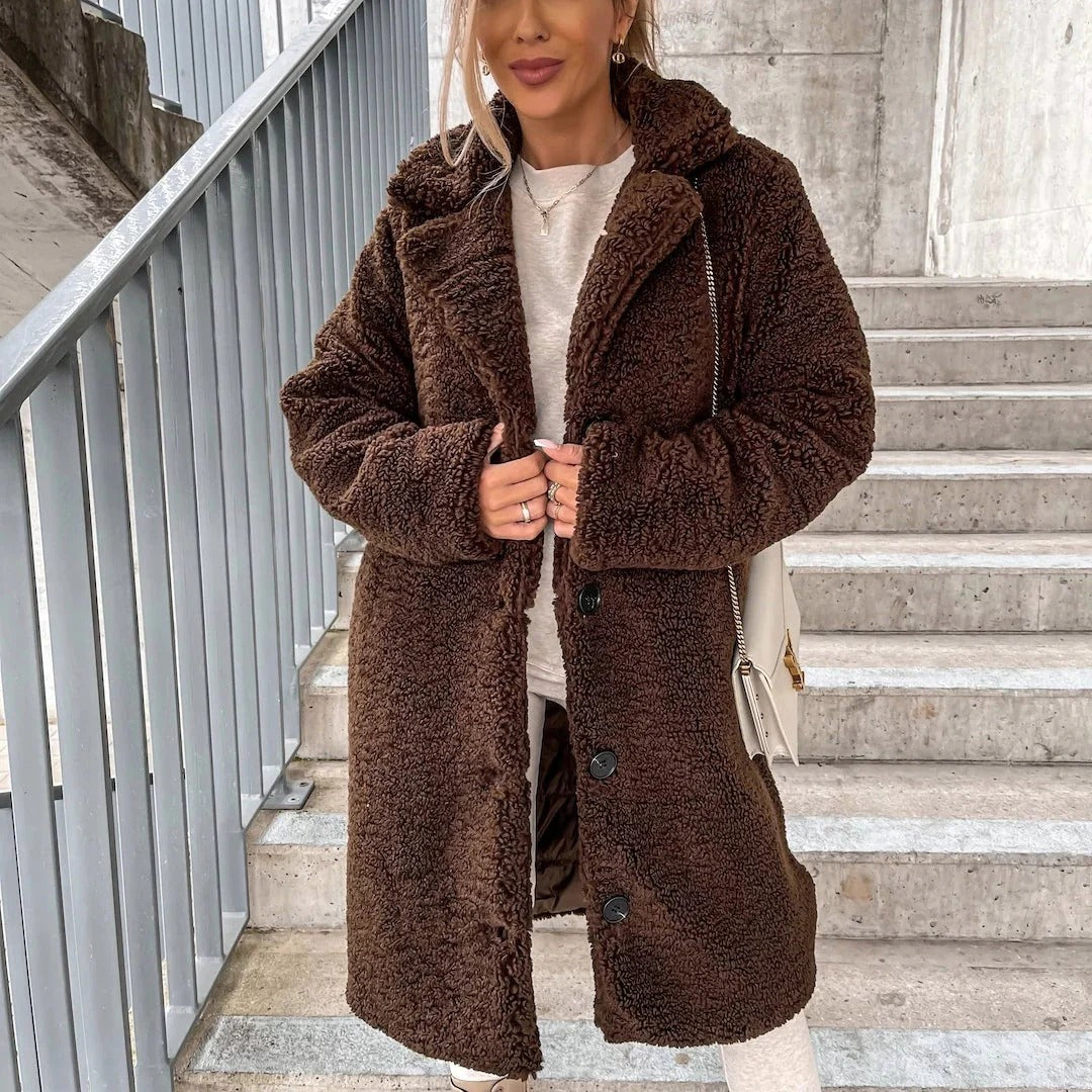 Women's Coat – Oversized Fit – Soft Imitation Shearling – Long Length – Notched Collar