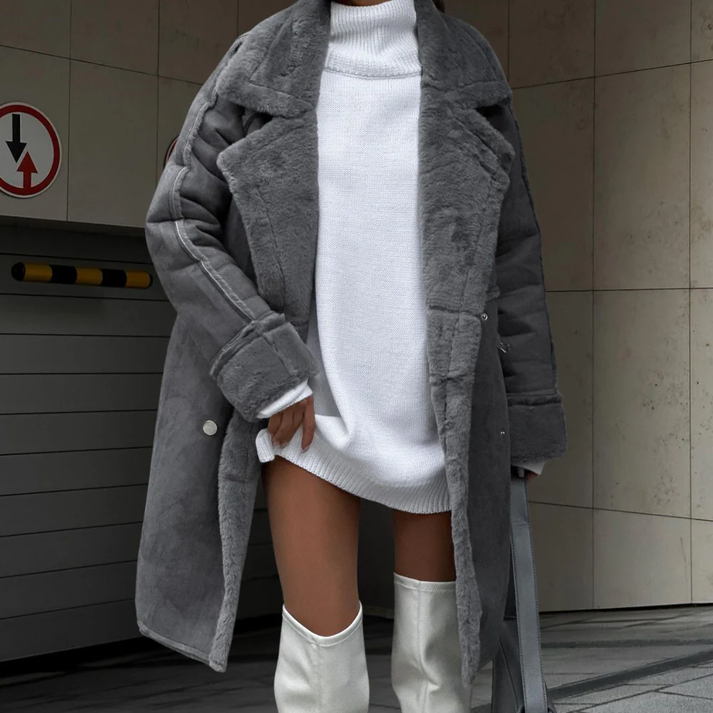 Women's Long Plush Coat – Oversized Fit – Wide Lapels – Double-Breasted Model