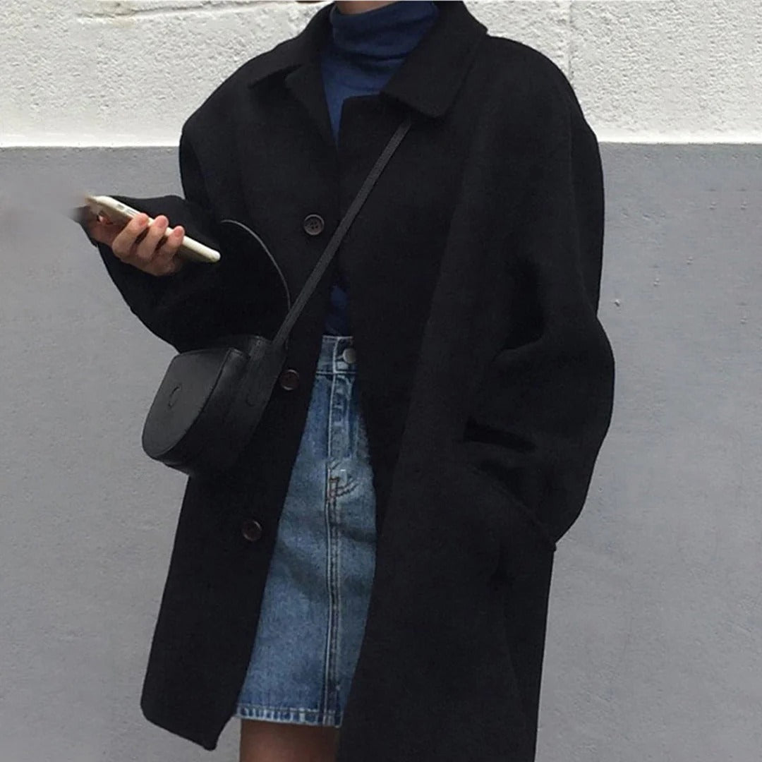 Women's Coat – Wool – Relaxed Fit – Hip Length – Button Closure – Classic Collar