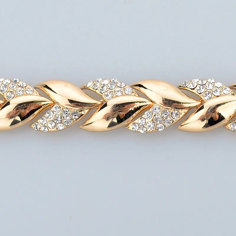 Dames Armband - Gevlochten Design - Kristallen Accenten - Verstelbare Sluiting