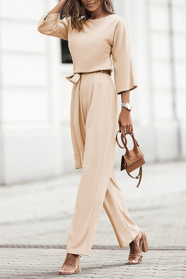Leya – Elegante Abrikozenkleurige Jumpsuit voor Dames